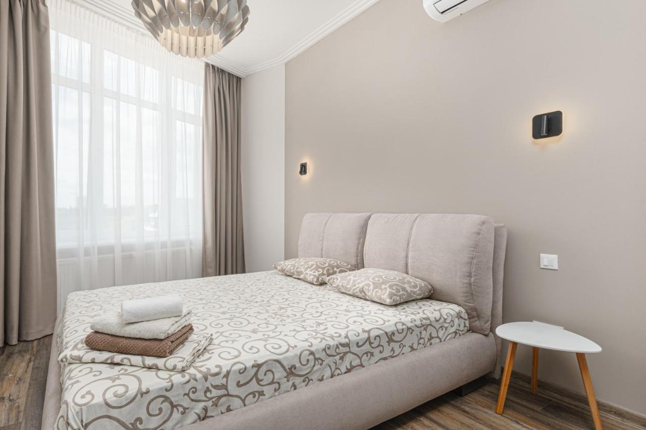 Sea Symphony 2-Bedrooms Apartment Odessa Luaran gambar