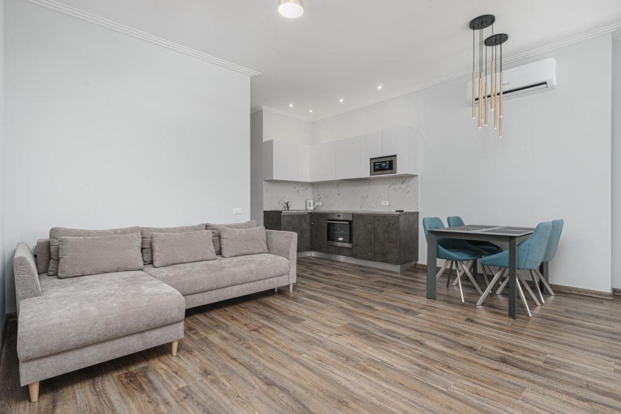 Sea Symphony 2-Bedrooms Apartment Odessa Luaran gambar