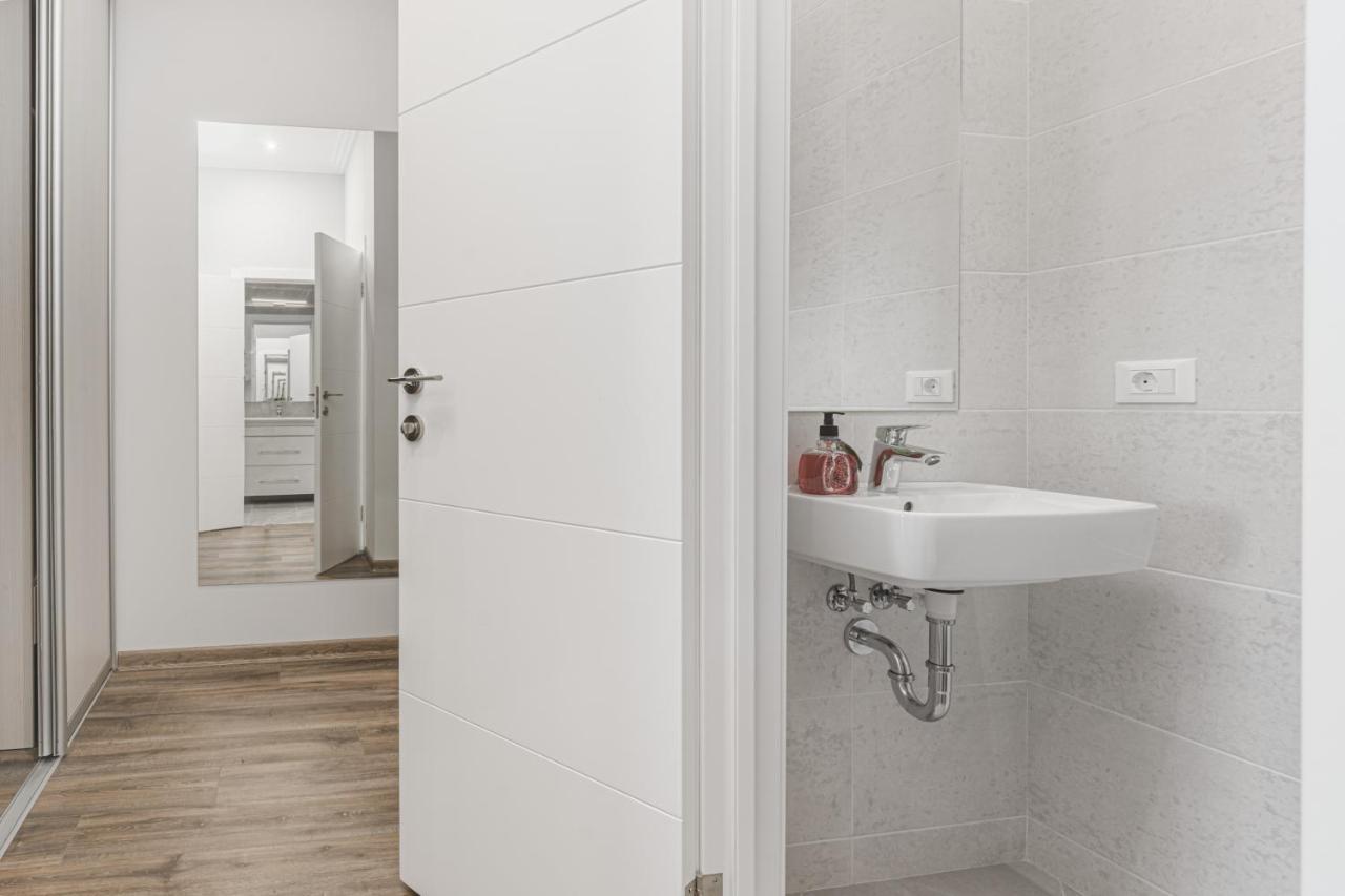 Sea Symphony 2-Bedrooms Apartment Odessa Luaran gambar